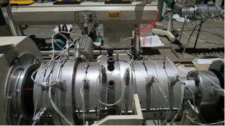 PE PP HDPE 110-315mm пускает линию по трубам линию штранг-прессования трубы высокой эффективности пластиковую
