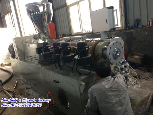 Линия труба штранг-прессования трубы PE HDPE PPR PE делая машиной пластиковый штрангпресс