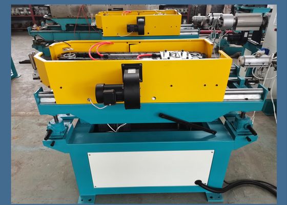 HDPE PP PVC удваивает штрангпресс трубы из волнистого листового металла спирали стены