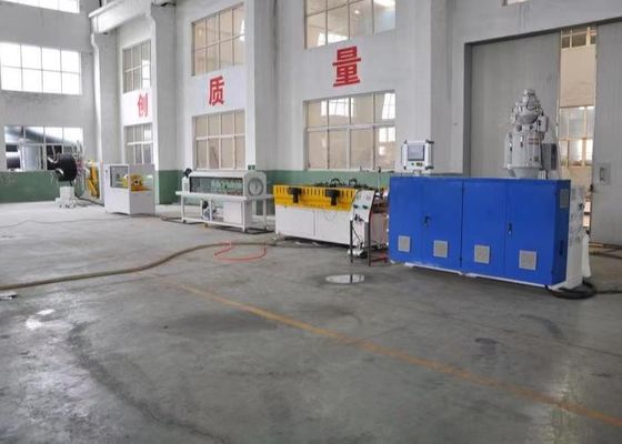 Одностеночная линия штранг-прессования машины 33L/D трубы из волнистого листового металла винта 75mm