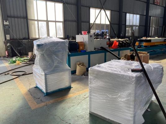 Пластиковая труба газа 100-500kg/H провода электрического проводника дренажа машины трубы PVC UPVC